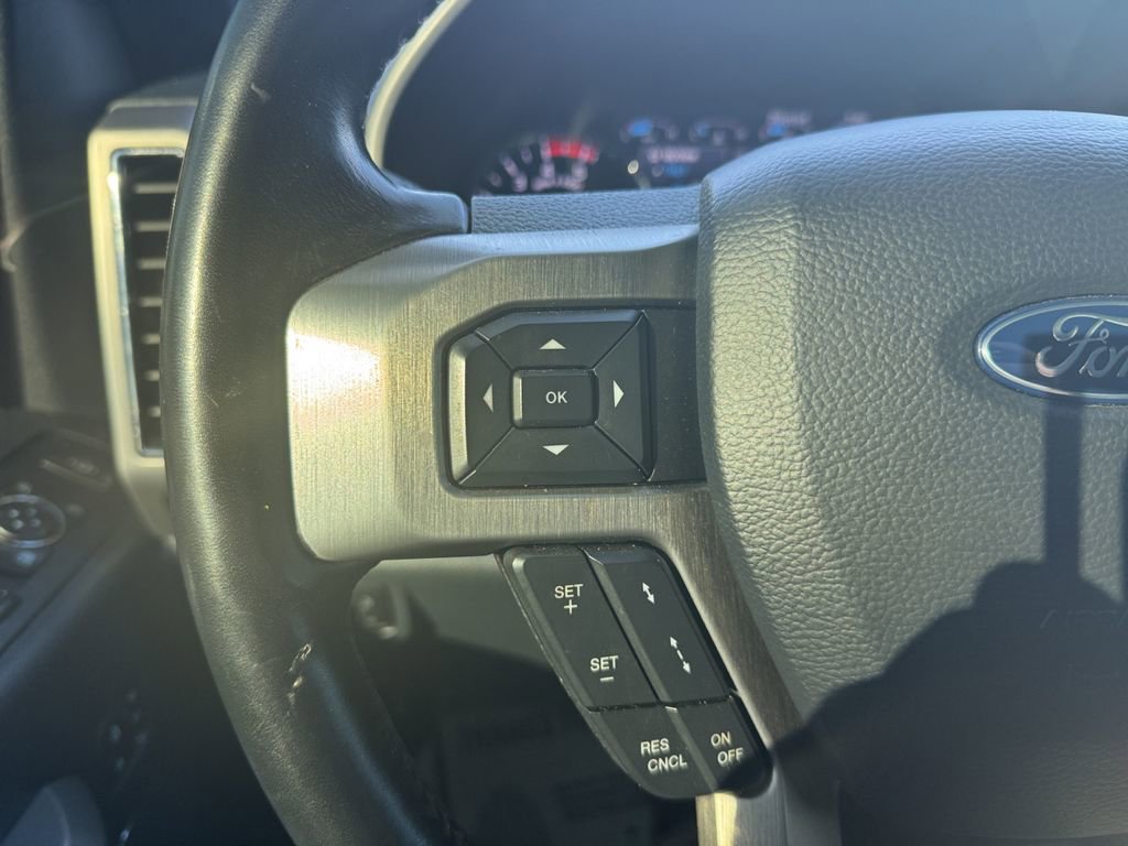 Certified 2022 Ford F450 Platinum w/ FX4 Off-Road Package image 38