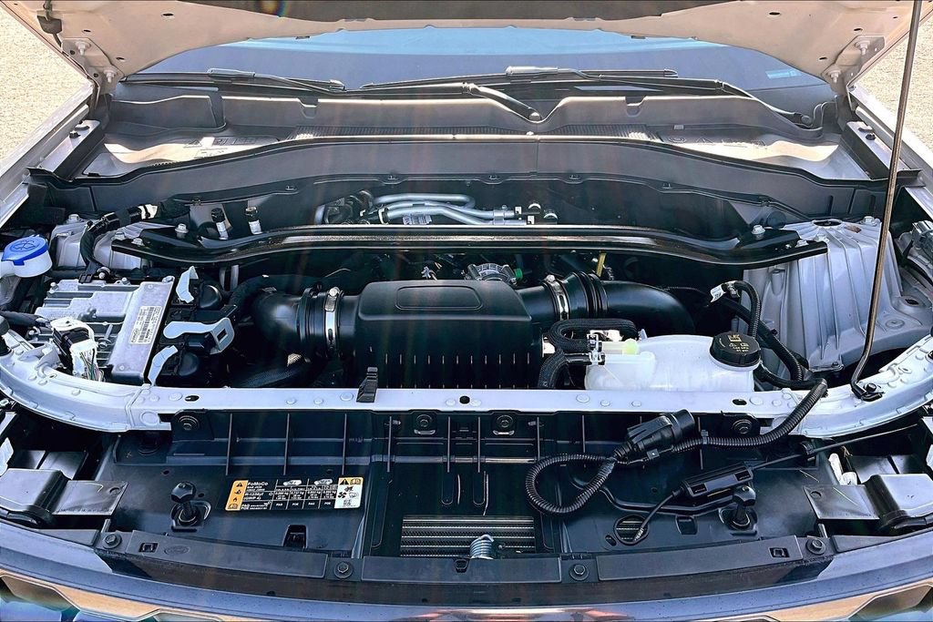 Certified 2025 Ford Explorer ST AWD/4WD image 10
