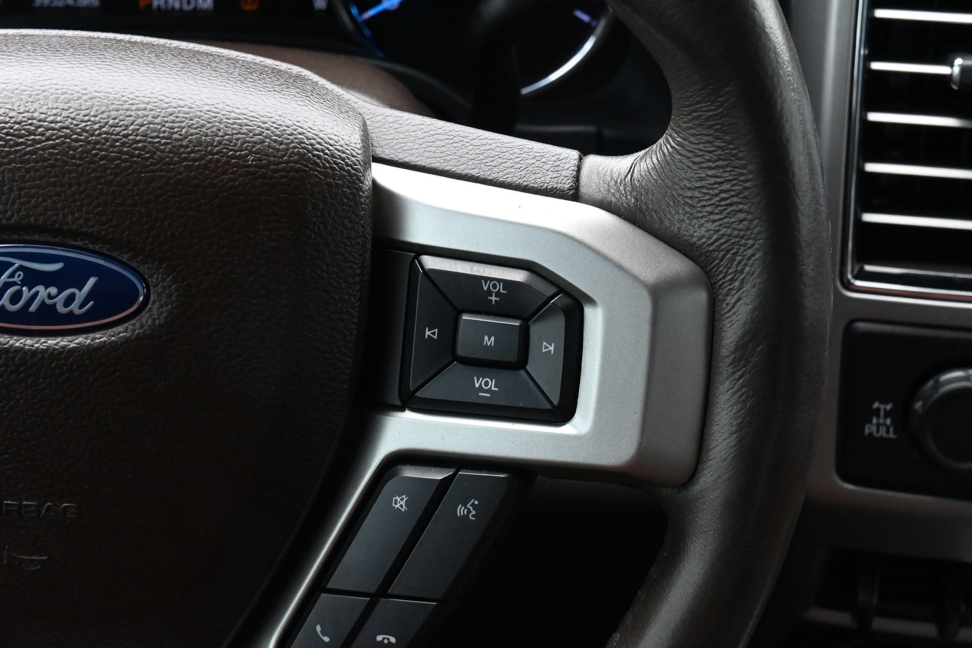 Certified 2021 Ford F250 King Ranch w/ King Ranch Ultimate Package AWD/4WD image 8