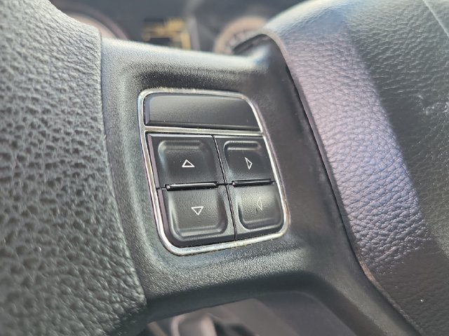 Used 2017 RAM 1500 Express RWD image 25
