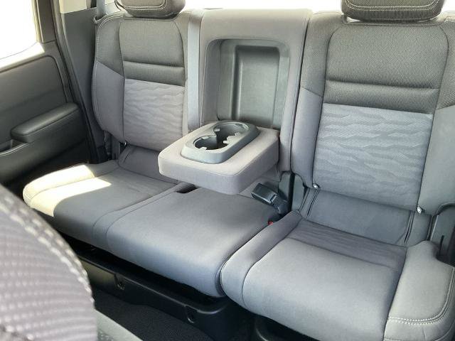 Used 2024 Nissan Frontier SV RWD image 31