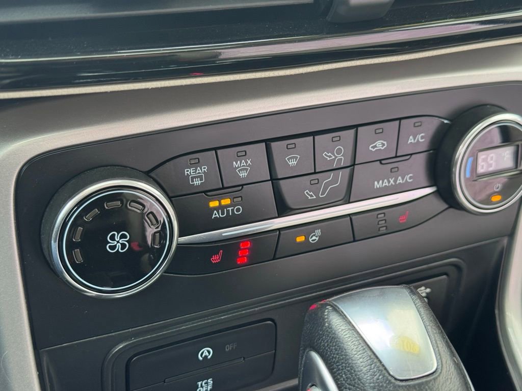 Certified 2019 Ford EcoSport Titanium image 38
