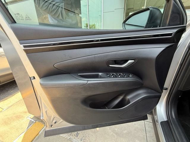 Used 2023 Hyundai Tucson SEL FWD image 12