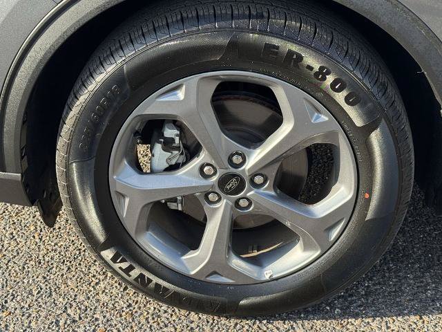 Certified 2025 Ford Escape ST-Line FWD image 10