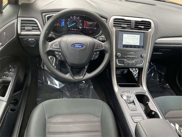 Certified 2020 Ford Fusion SE image 22