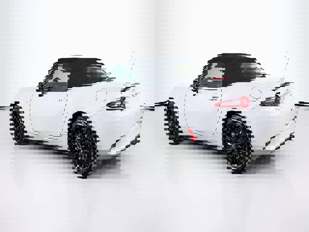 Used 2024 MAZDA MX-5 Miata Club image 3