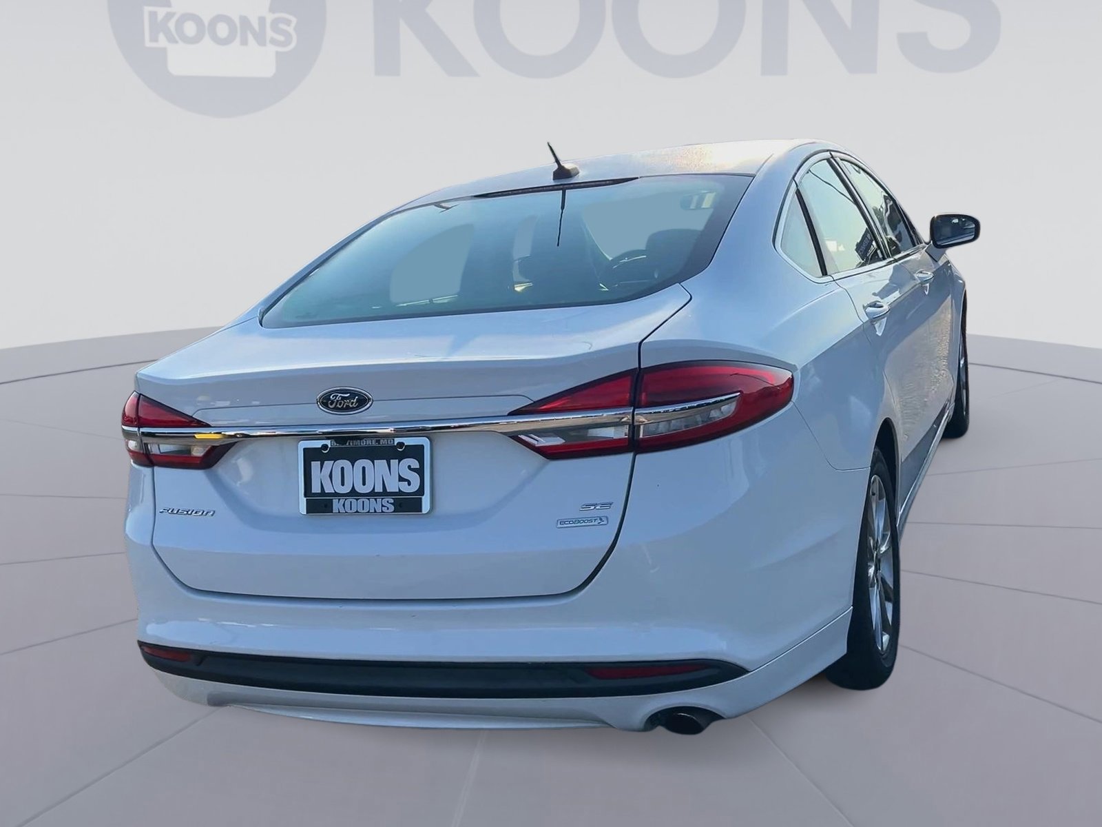 Certified 2017 Ford Fusion SE image 5