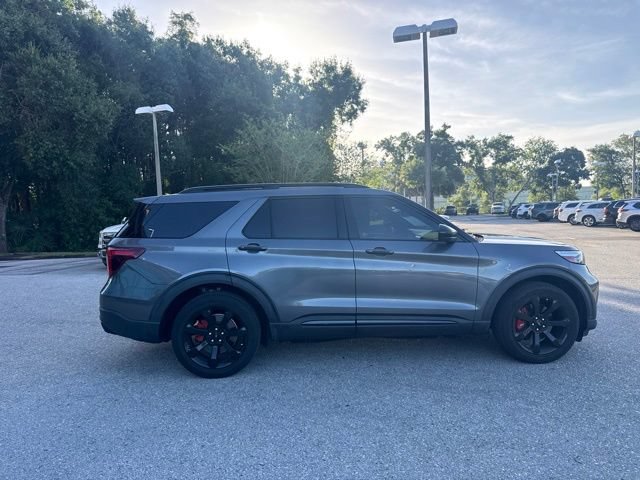 Certified 2022 Ford Explorer ST w/ ST Street Pack RWD image 8