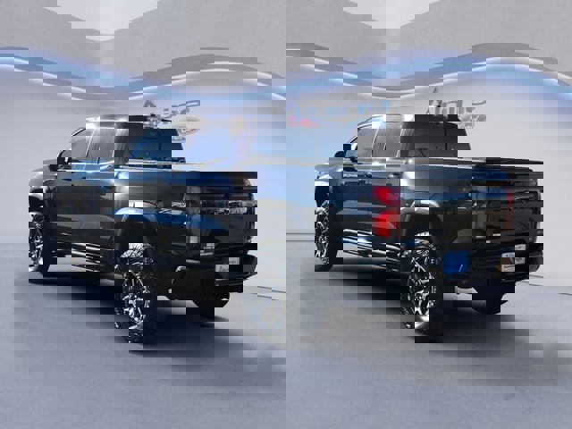 Used 2024 Chevrolet Colorado ZR2 w/ Technology Package image 3