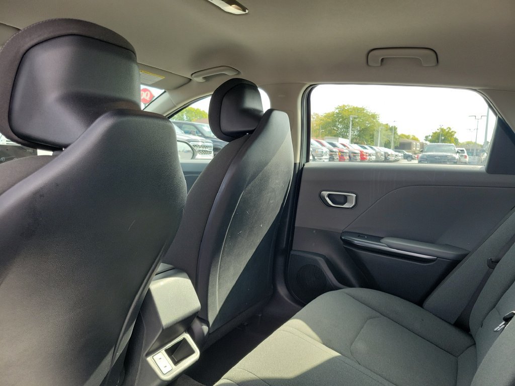 Used 2025 Kia K4 FWD image 16
