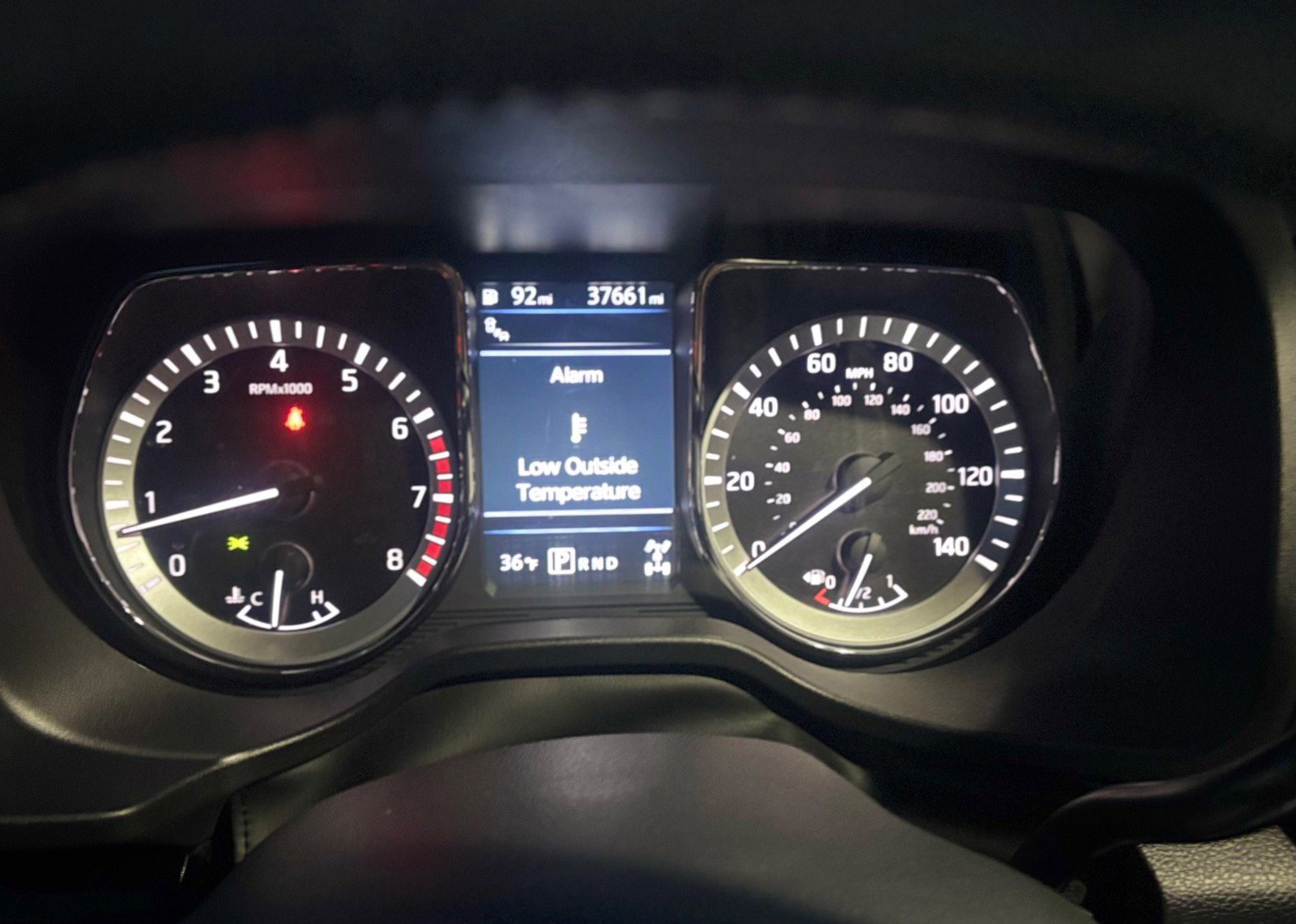 Used 2019 Nissan Titan SV w/ SV Convenience Package image 29