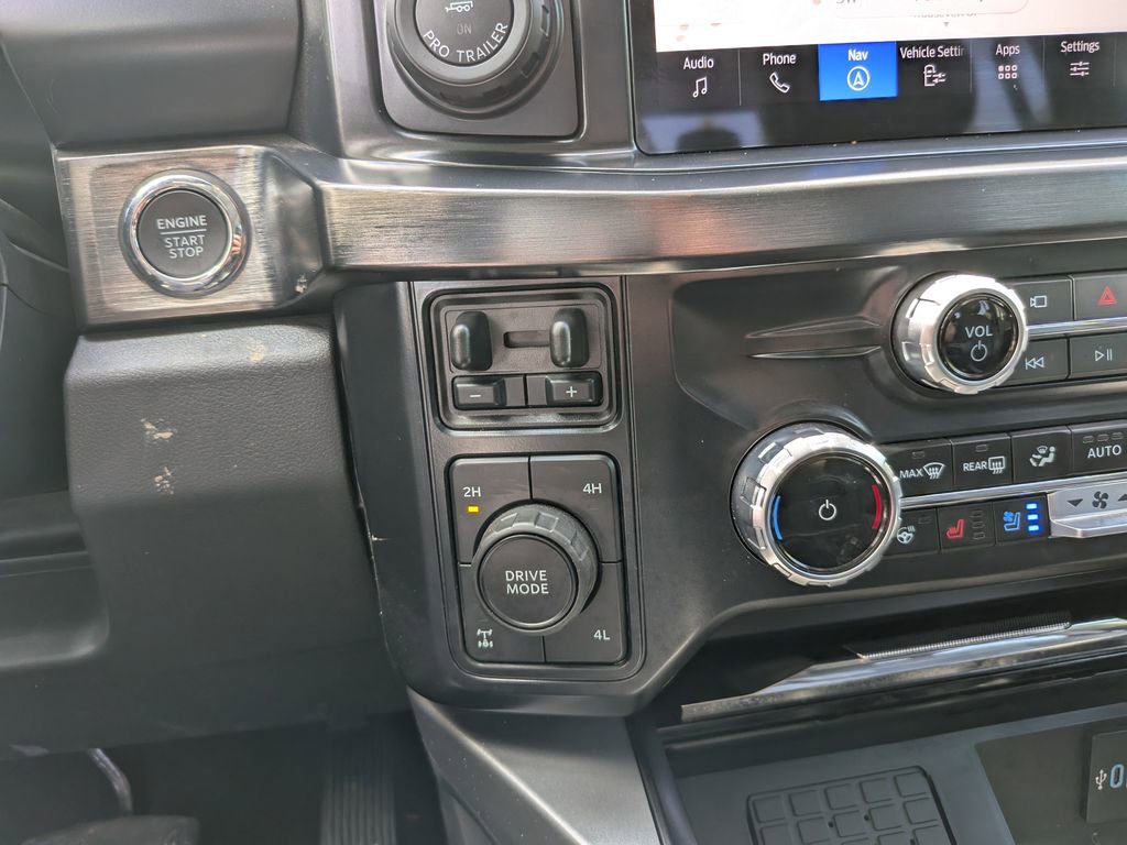 Certified 2026 Ford F250 Lariat w/ Black Appearance Package AWD/4WD image 29