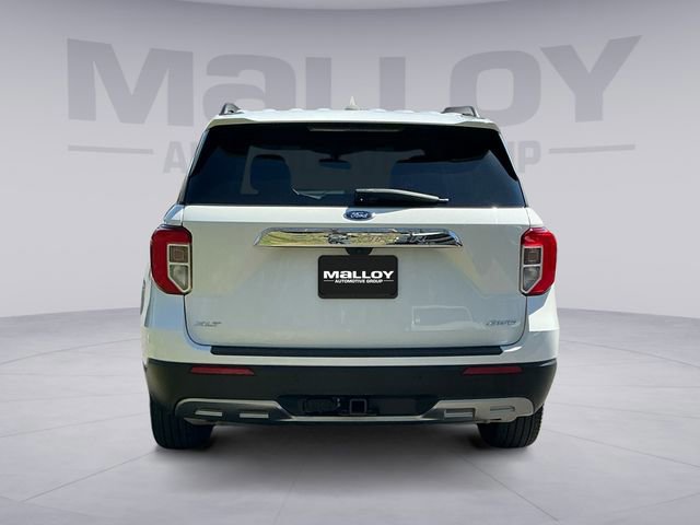 Certified 2023 Ford Explorer XLT w/ Equipment Group 202A image 4