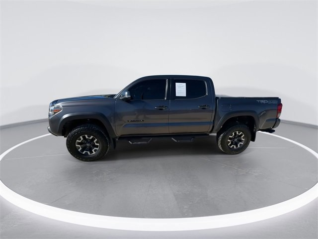 Used 2017 Toyota Tacoma TRD Off-Road image 10