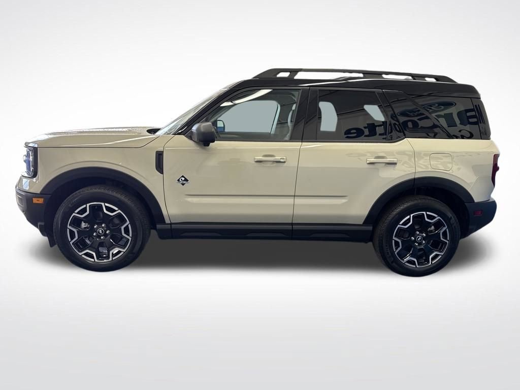 Certified 2025 Ford Bronco Sport Outer Banks w/ Outer Banks Tech Package+ AWD/4WD image 2