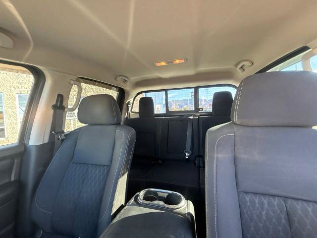 Used 2018 Nissan Titan SV w/ SV Convenience Package AWD/4WD image 21