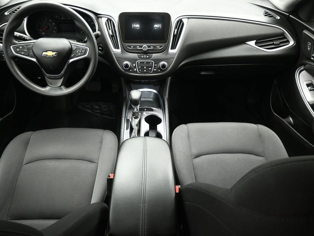 Used 2022 Chevrolet Malibu LT image 47