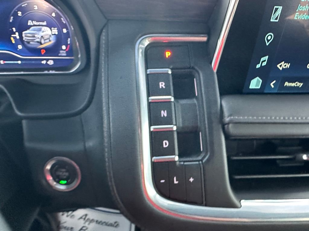 Used 2023 Chevrolet Tahoe Z71 w/ Luxury Package image 9