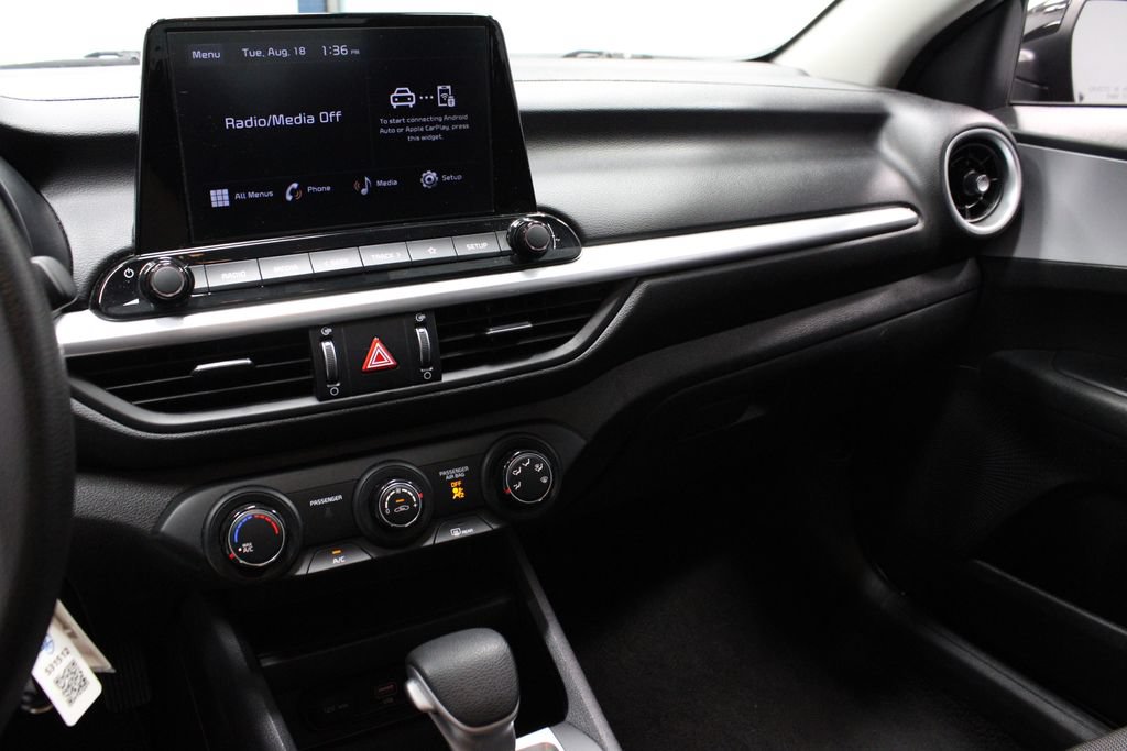 Used 2024 Kia Forte LXS FWD image 29