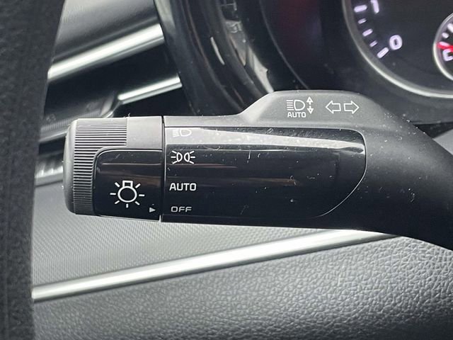 Used 2023 Kia K5 LXS image 21