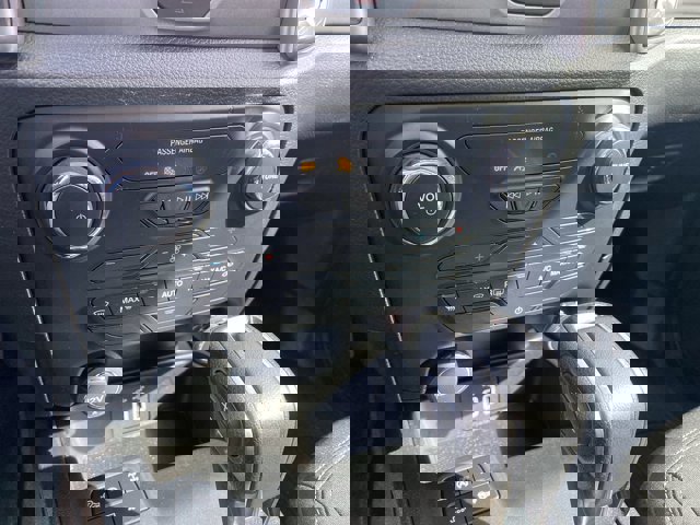 Certified 2020 Ford Ranger XLT w/ Equipment Group 301A Mid image 16