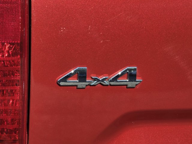 Used 2019 Toyota Tundra SR5 w/ SR5 Upgrade Package AWD/4WD image 32