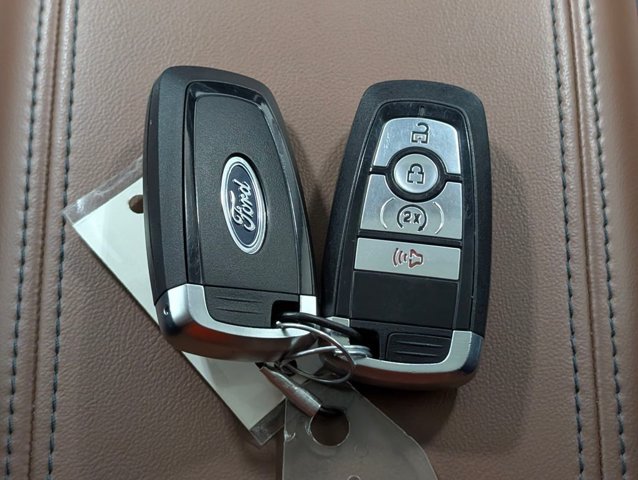 Certified 2024 Ford Maverick Lariat w/ FX4 Off-Road Package AWD/4WD image 27