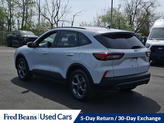 Certified 2025 Ford Escape ST-Line Select image 4