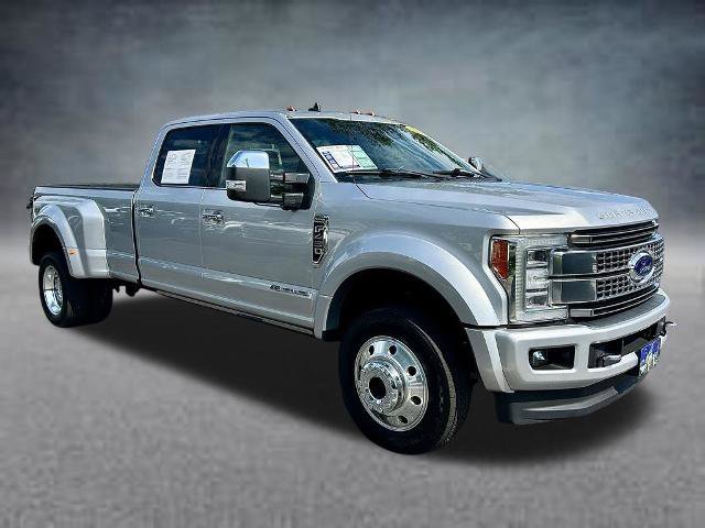 Certified 2019 Ford F450 Platinum w/ Platinum Ultimate Package AWD/4WD image 3