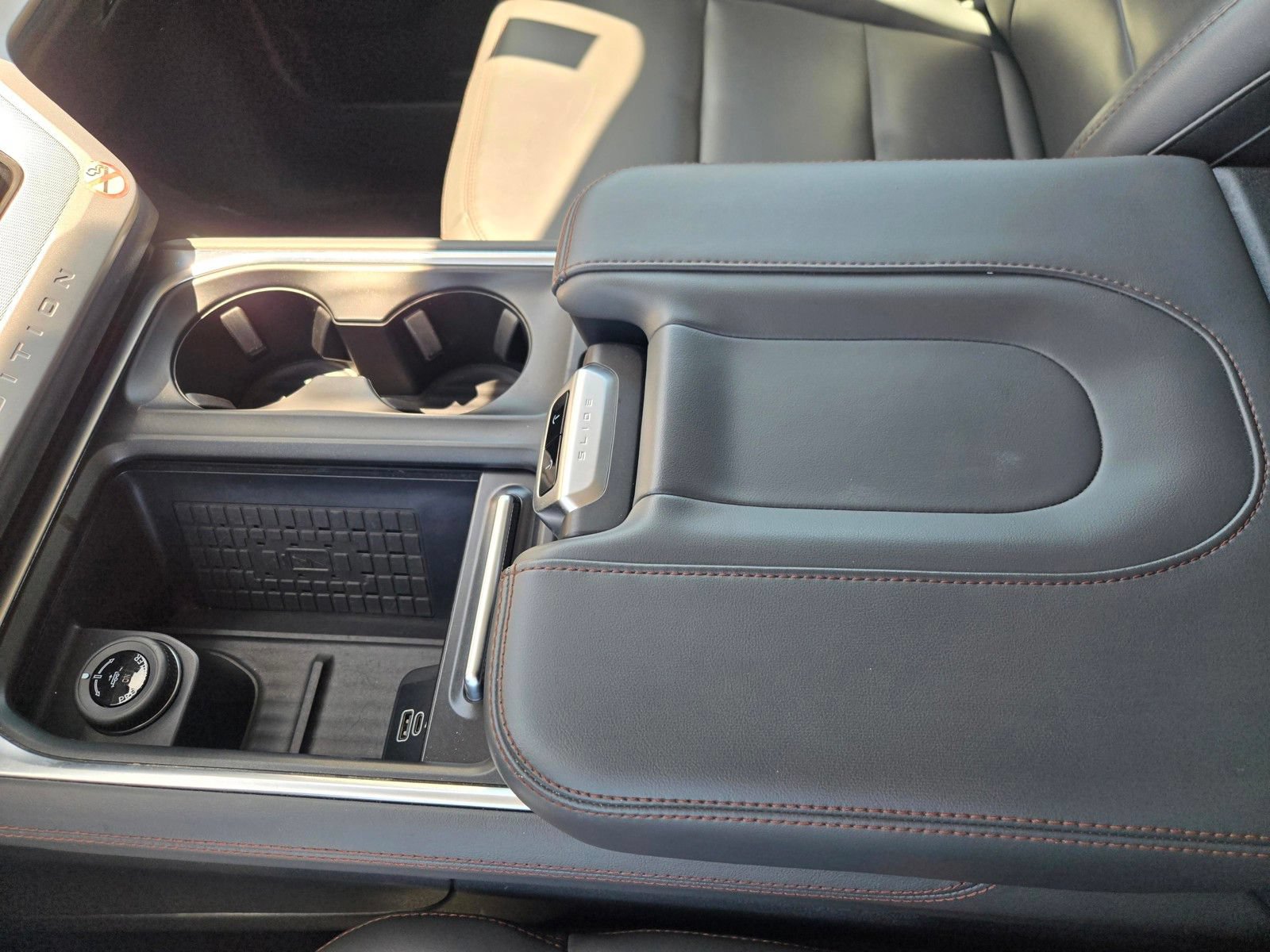Certified 2025 Ford Expedition Active RWD image 26