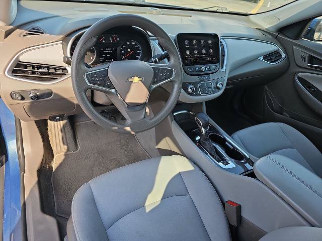 Used 2025 Chevrolet Malibu LT FWD image 16