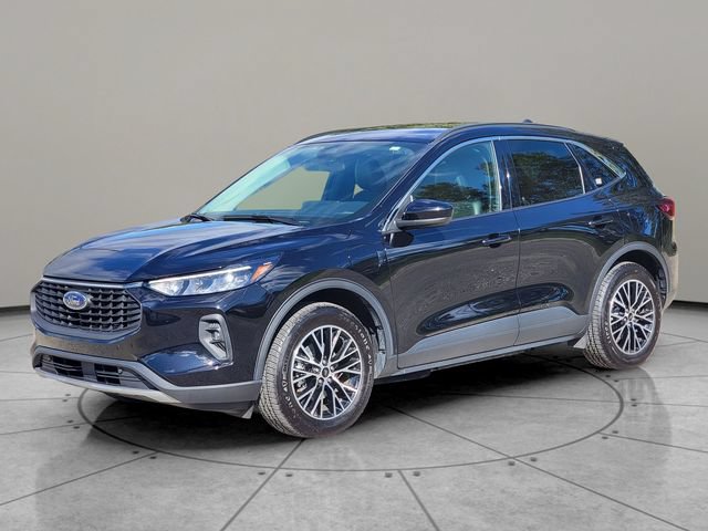 Certified 2023 Ford Escape SE FWD image 3