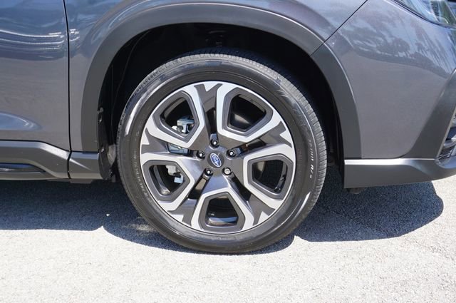 Used 2024 Subaru Ascent Touring AWD/4WD image 17