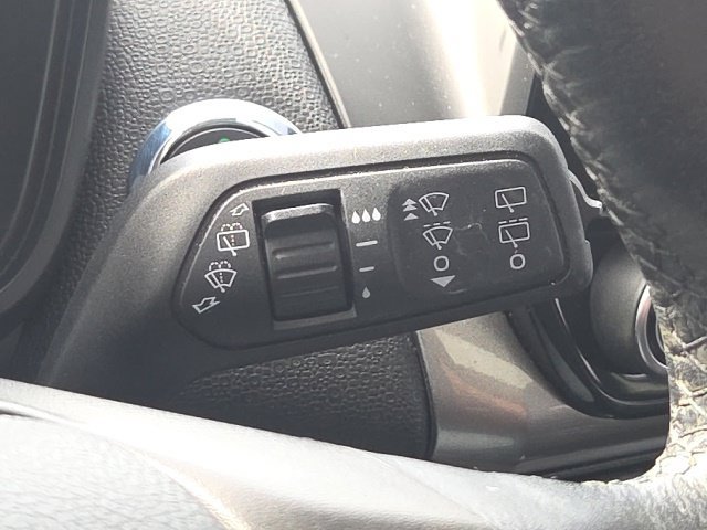 Certified 2018 Ford EcoSport SE w/ SE Convenience Package FWD image 38