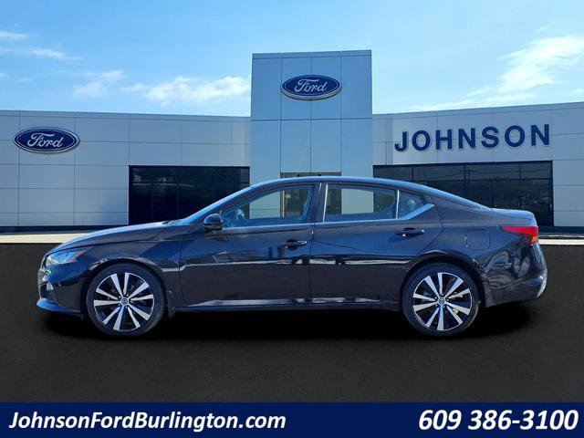 Used 2021 Nissan Altima 2.5 SR w/ SR Premium Package image 6