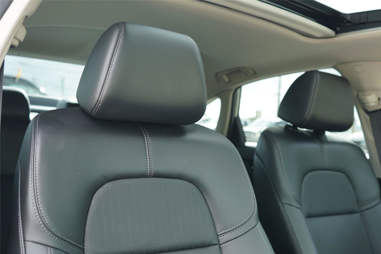 Used 2024 Honda Civic Touring image 29