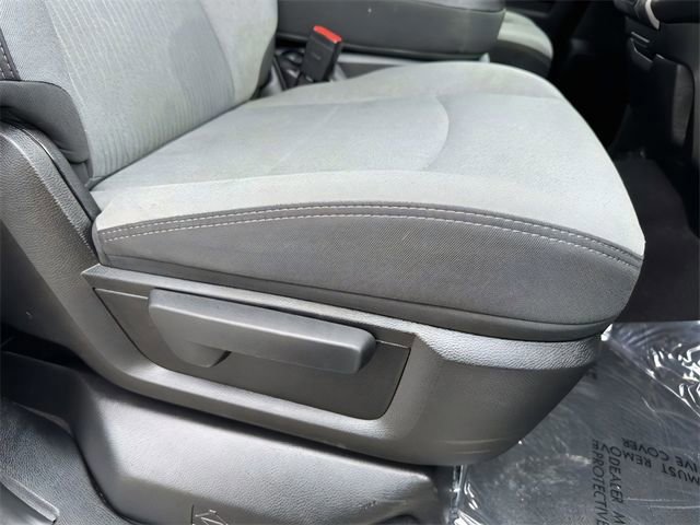 Used 2021 RAM 2500 Big Horn image 24