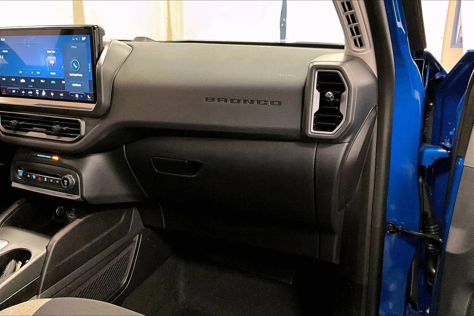 Certified 2025 Ford Bronco Sport Big Bend w/ Convenience Package image 15