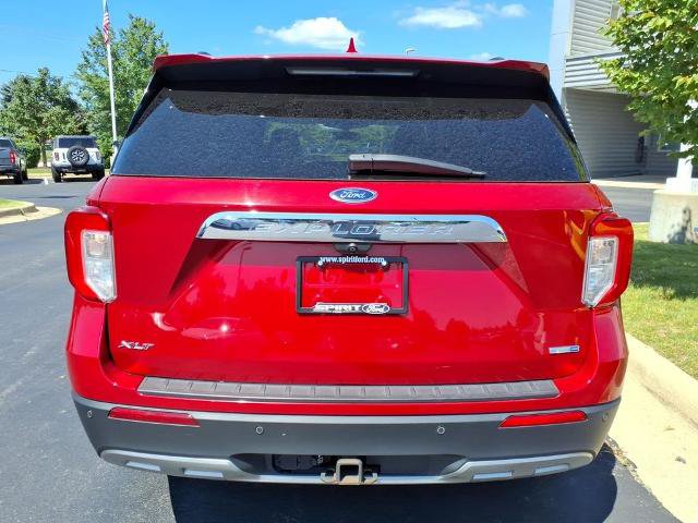 Certified 2020 Ford Explorer XLT w/ Equipment Group 202A AWD/4WD image 5
