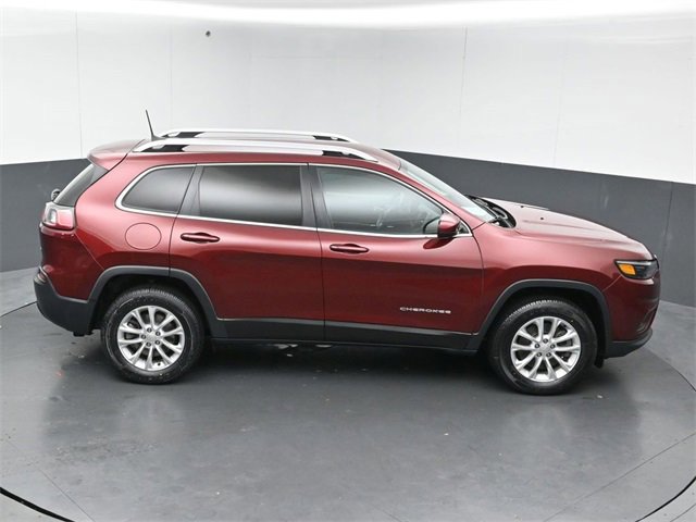 Used 2019 Jeep Cherokee Latitude w/ Cold Weather Group image 18