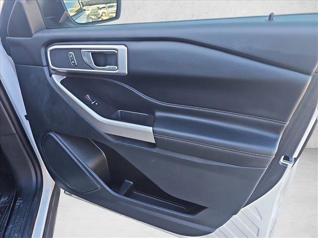 Certified 2024 Ford Explorer XLT w/ Equipment Group 202A image 10