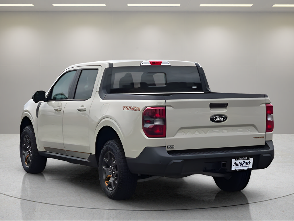 Certified 2025 Ford Maverick Tremor AWD/4WD image 8