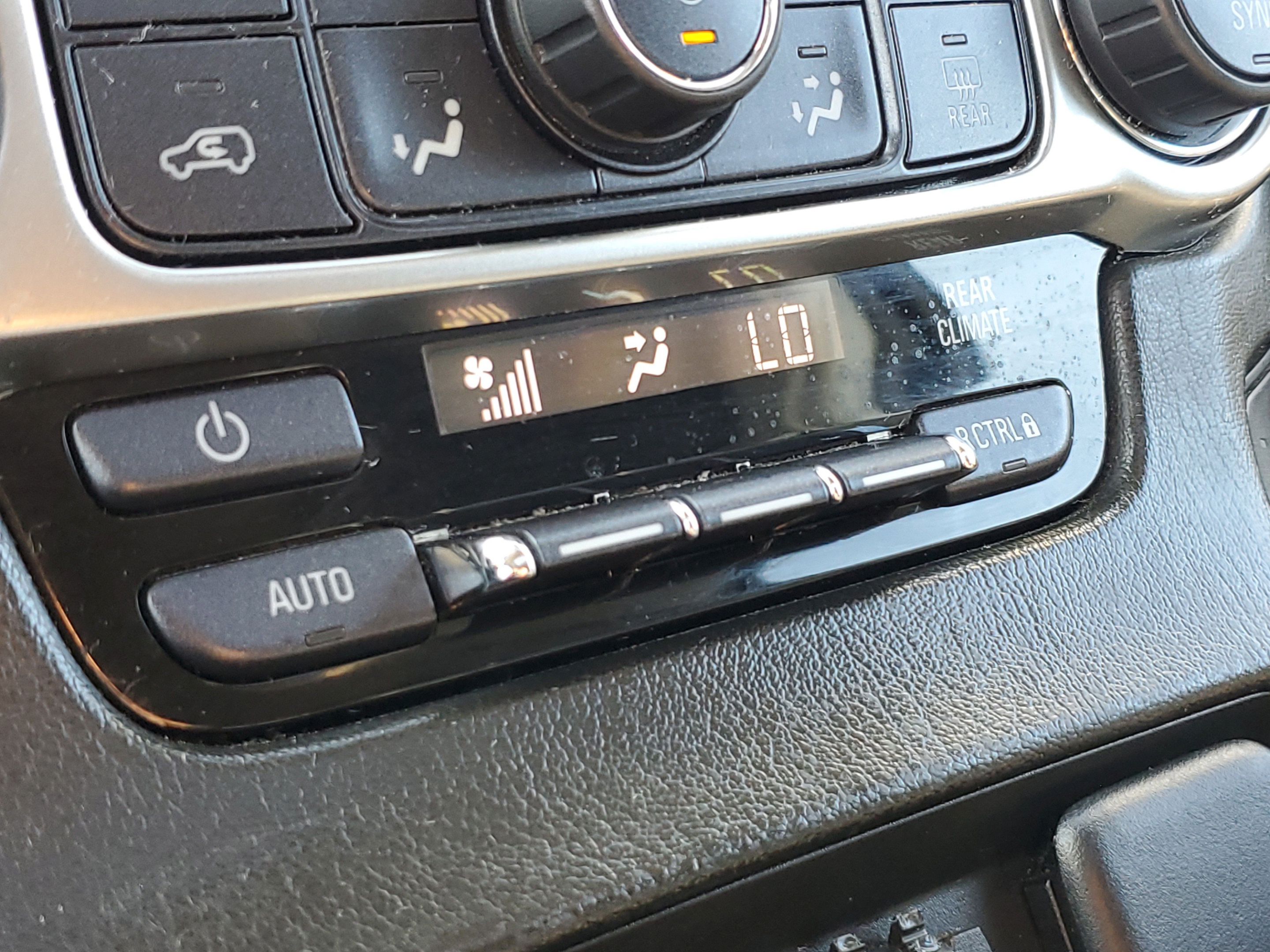 Used 2019 Chevrolet Tahoe LT AWD/4WD image 30