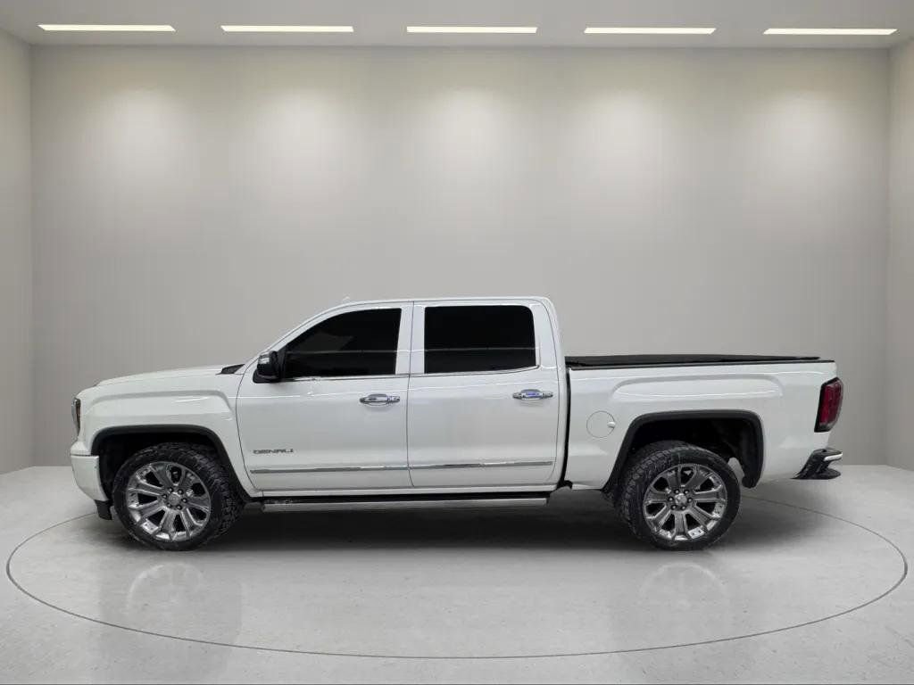 Used 2017 GMC Sierra 1500 Denali w/ Denali Ultimate Package AWD/4WD image 5