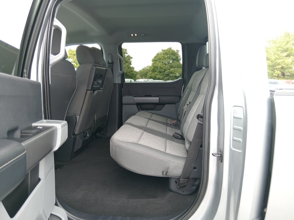Certified 2024 Ford F250 XL w/ STX Appearance Package AWD/4WD image 13