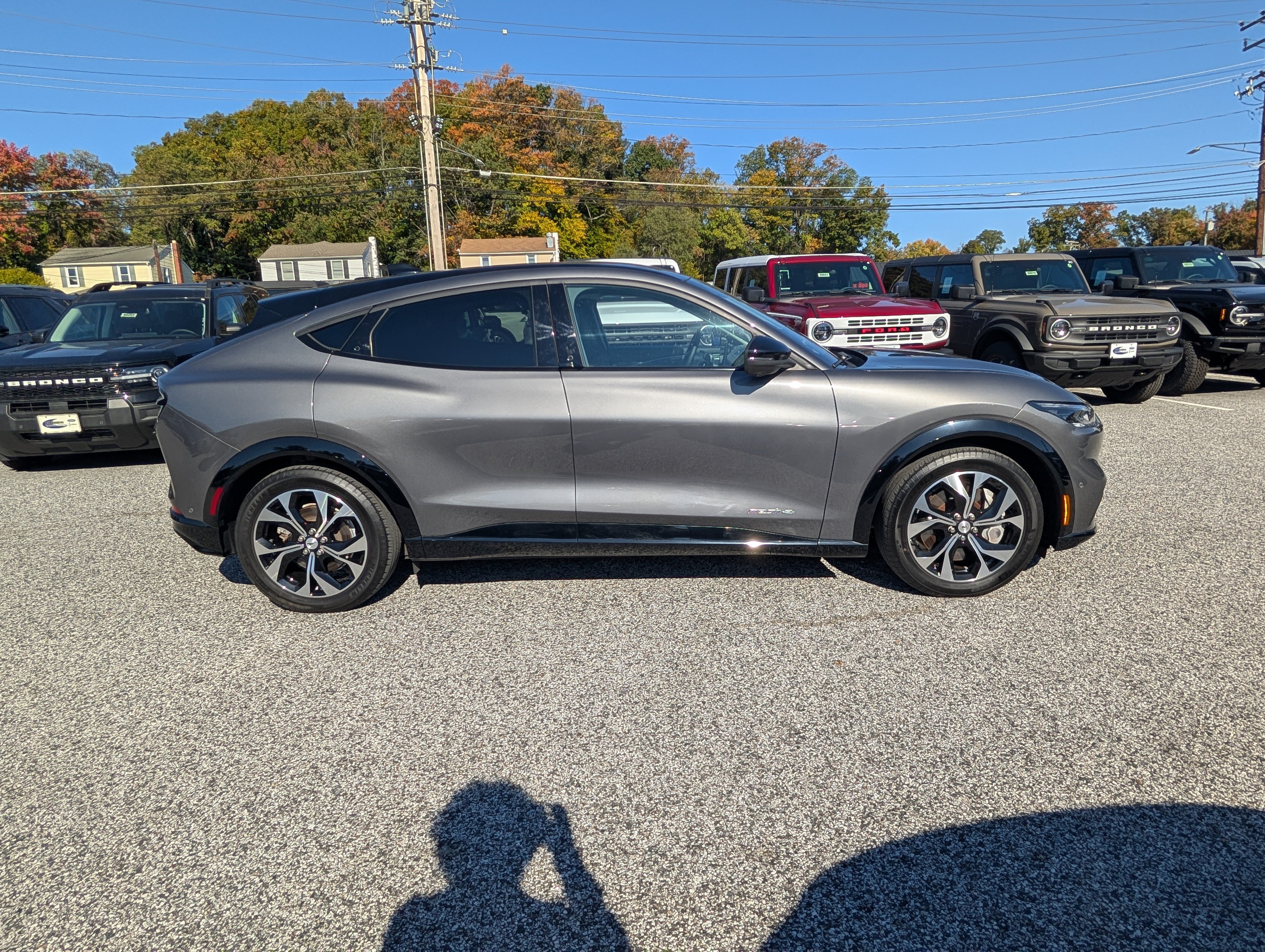 Certified 2023 Ford Mustang Mach-E Premium AWD/4WD image 8