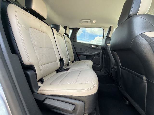 Certified 2022 Ford Escape Titanium FWD image 20