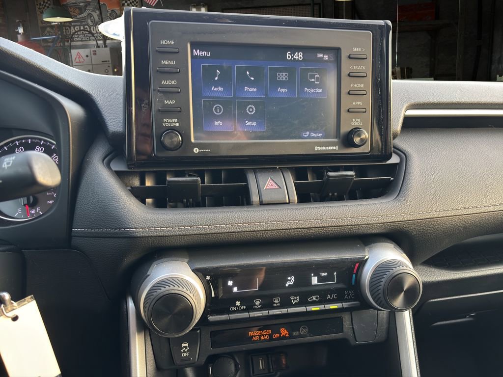 Used 2022 Toyota RAV4 LE FWD image 24