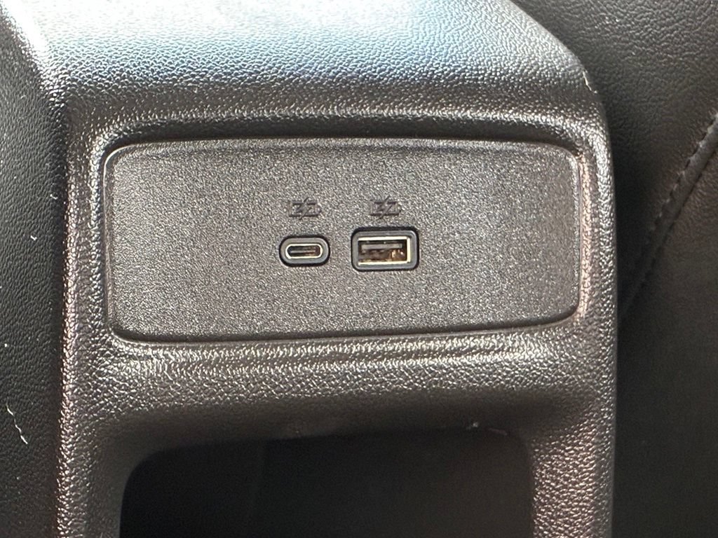 Used 2024 Chevrolet Trax LT FWD image 48