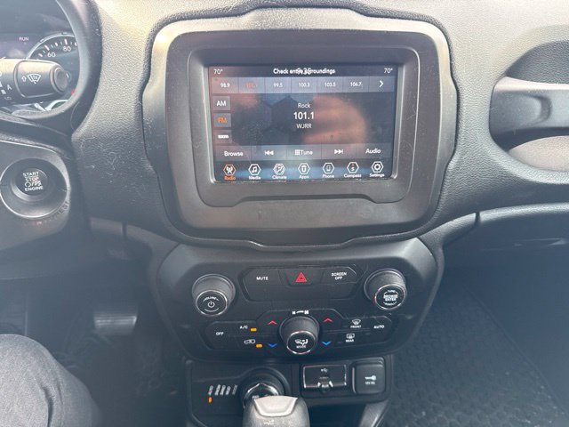 Used 2020 Jeep Renegade Trailhawk w/ Popular Equipment Group AWD/4WD image 10